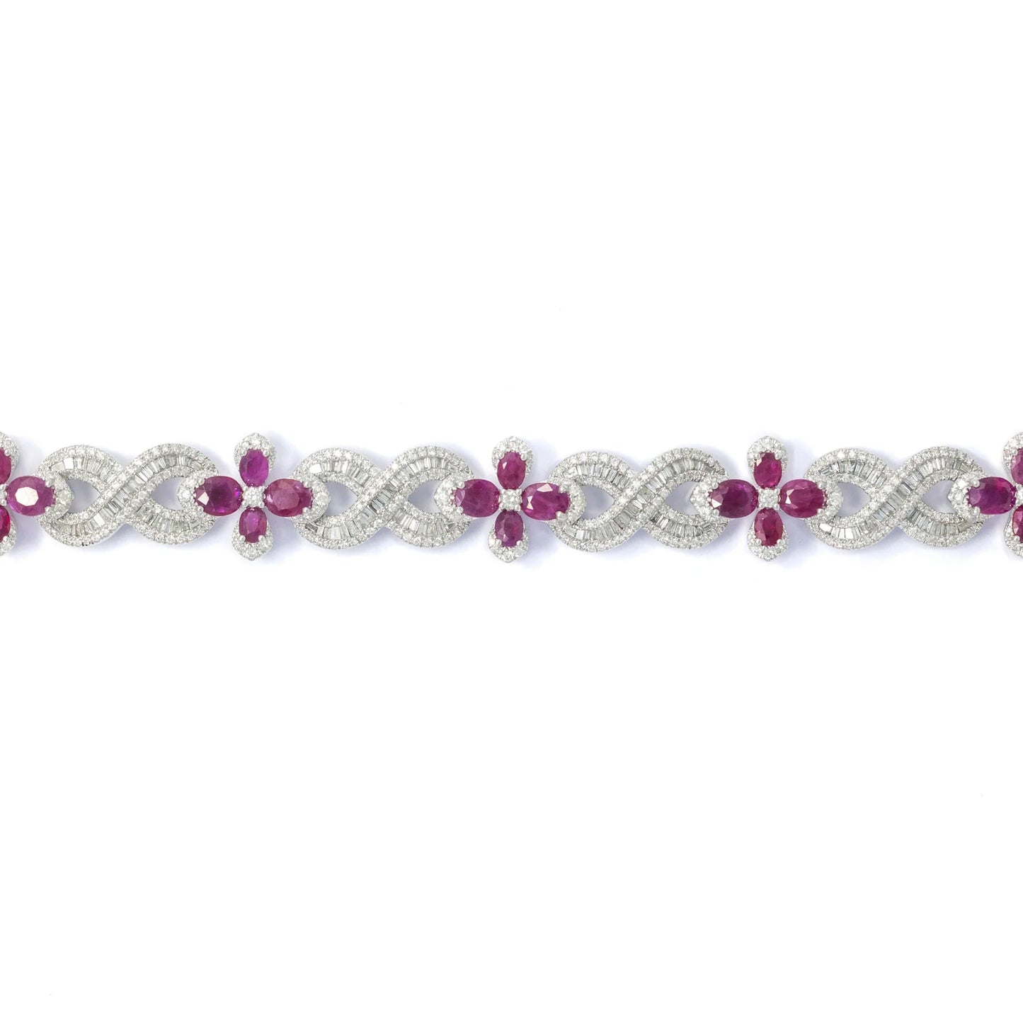 Infinity Bracelet With Diamond's & Ruby's - 10K - White Gold 47.60g - D 5.05 ct / R 9.16 ct - 8 inches