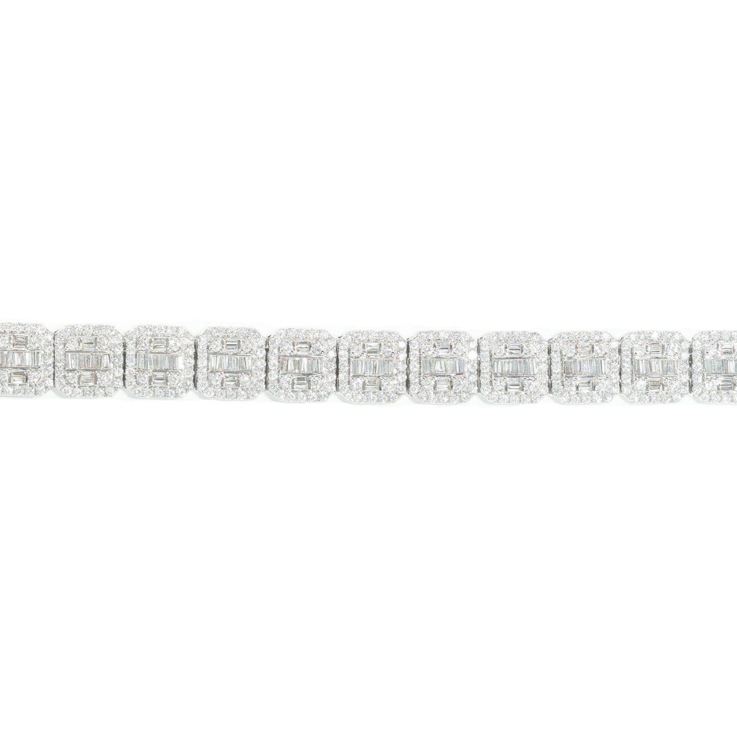 Bracelet With Diamonds And Baguettes – 14K – White Gold 50.8 g – D 9.37 CTW – 7 inches