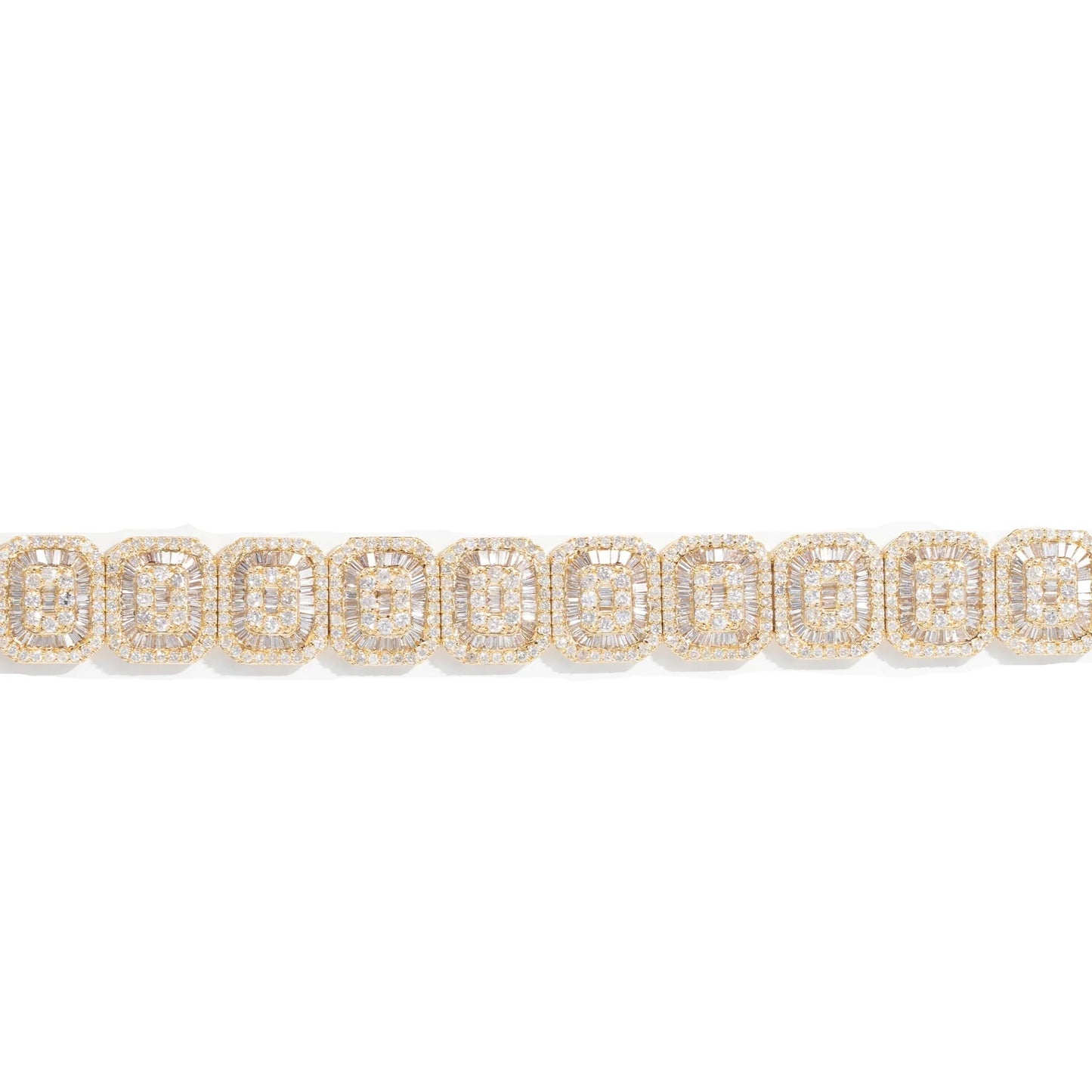 Bracelet With Diamonds And Baguettes – 14K – Yellow / White Gold 40.6 g – D 9.55 CTW – 7 inches