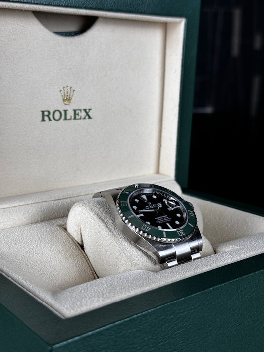 Rolex 41mm Submariner Date Kermit Watch