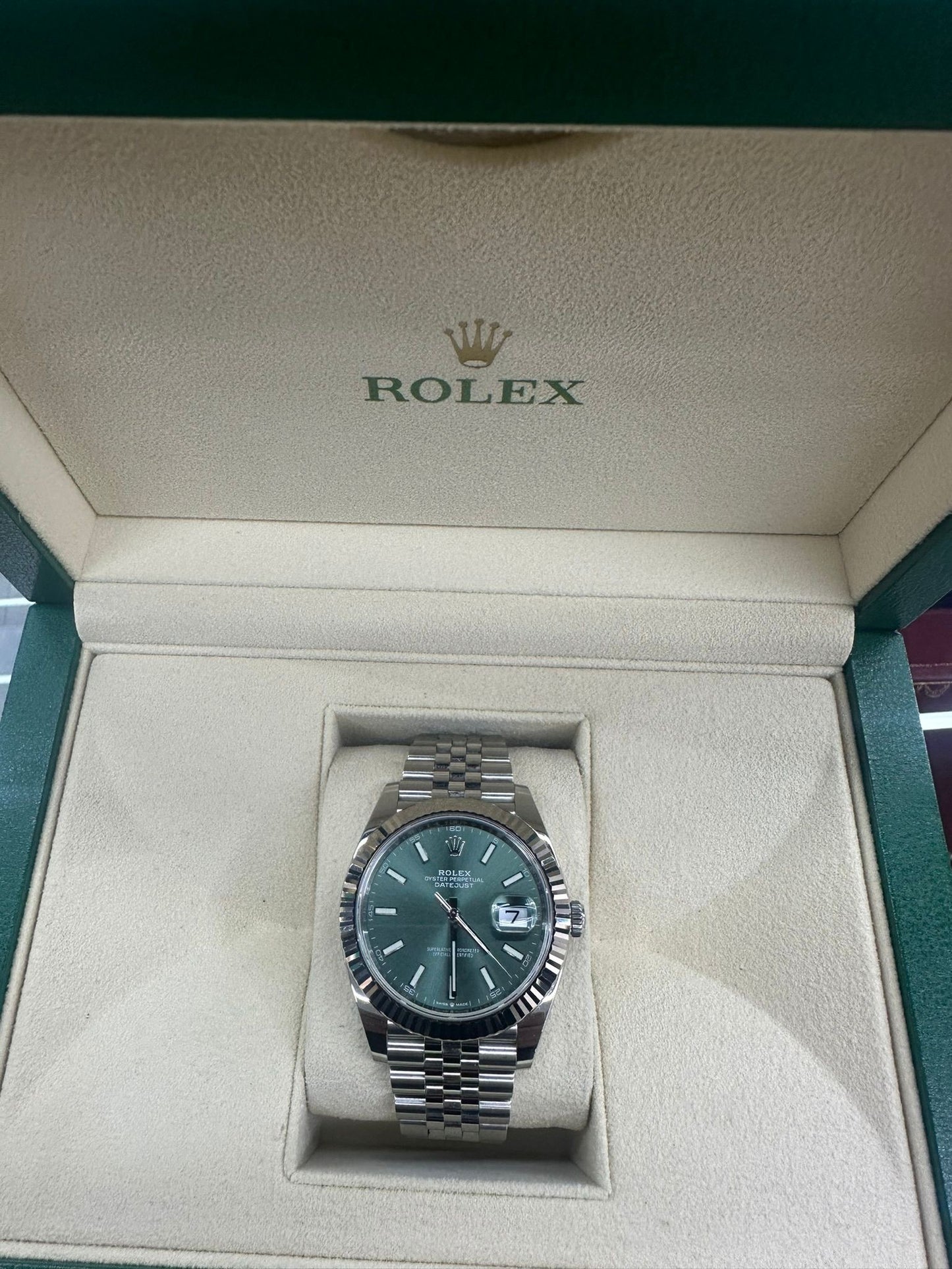 Rolex Datejust 41mm 2024, Green, Jubilee, -Model: 126334 - Serial: 996993T2